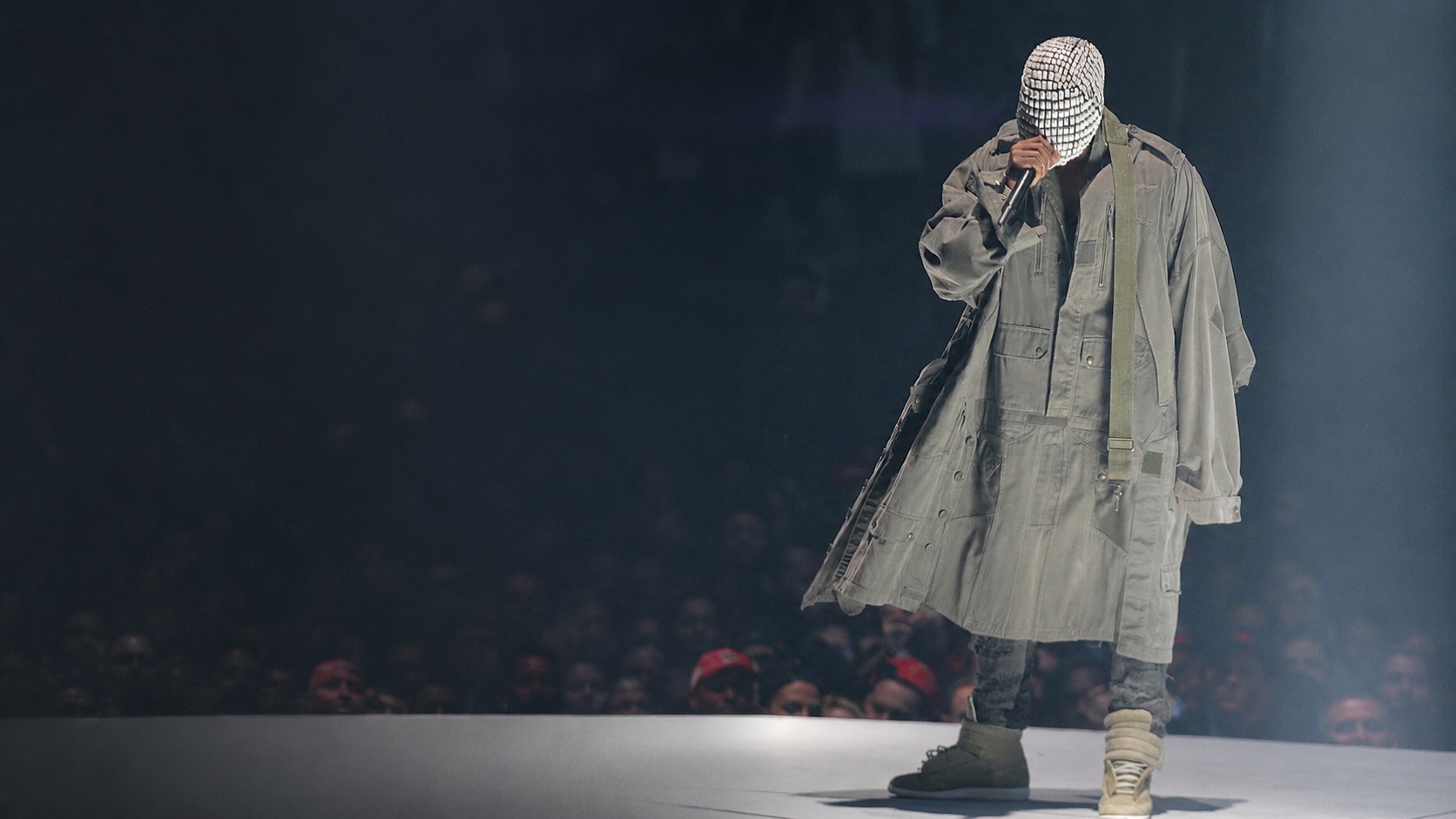 Kanye West performing